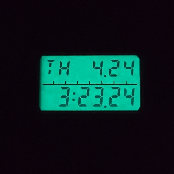 Vintage Timex 8 Lap Ironman Triathlon Digital 36mm Watch Indiglo Red New Battery - Picture 10 of 10